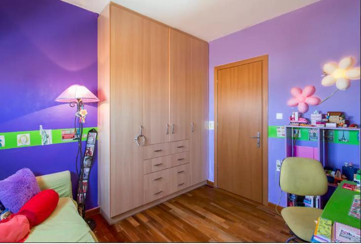 Apartment By The Airport Коропион Екстериор снимка