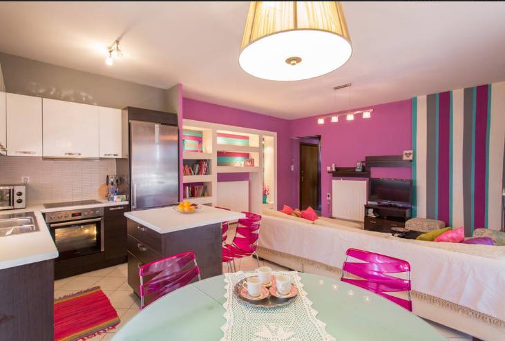 Apartment By The Airport Коропион Екстериор снимка